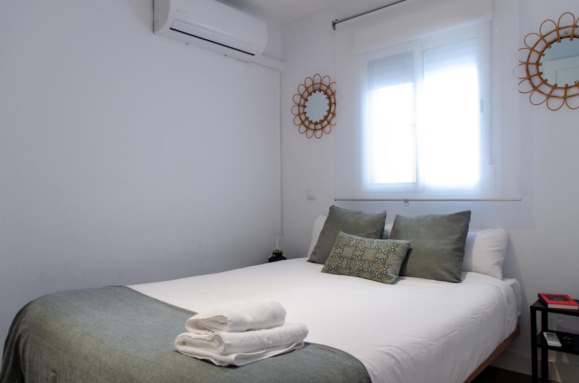 Apartamento Moderno En Triana 2 Dormitorios Y Aire Acondicionado Sevilla Dış mekan fotoğraf