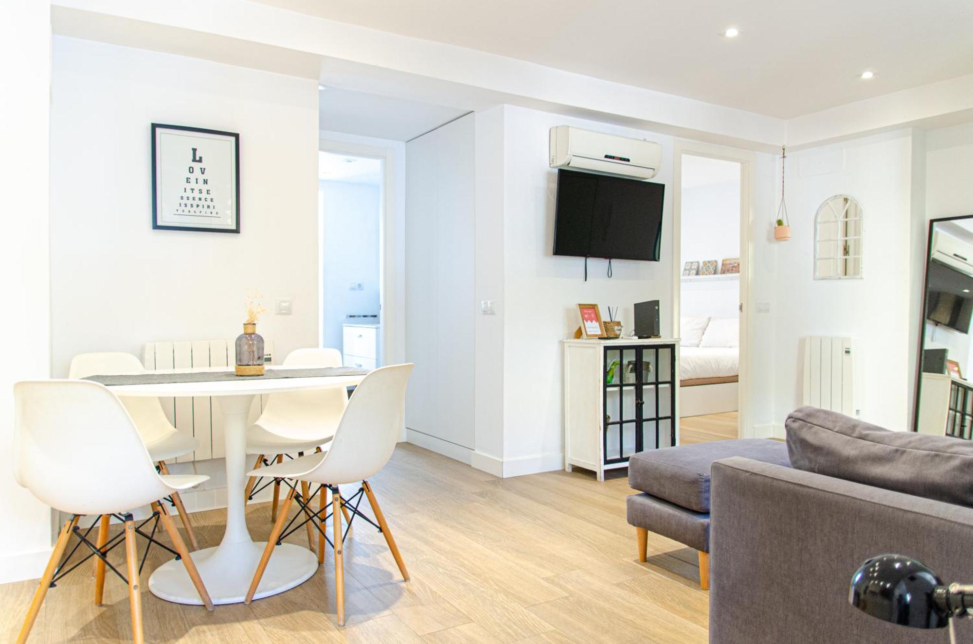 Apartamento Moderno En Triana 2 Dormitorios Y Aire Acondicionado Sevilla Dış mekan fotoğraf