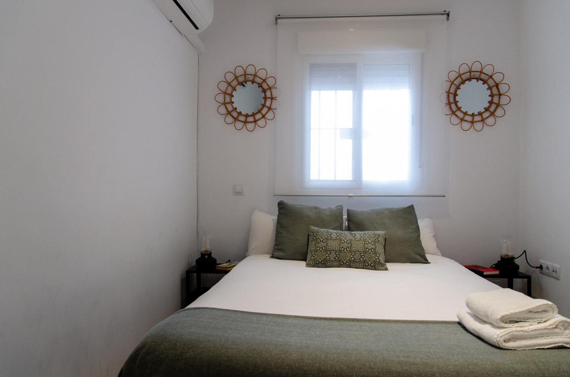 Apartamento Moderno En Triana 2 Dormitorios Y Aire Acondicionado Sevilla Dış mekan fotoğraf