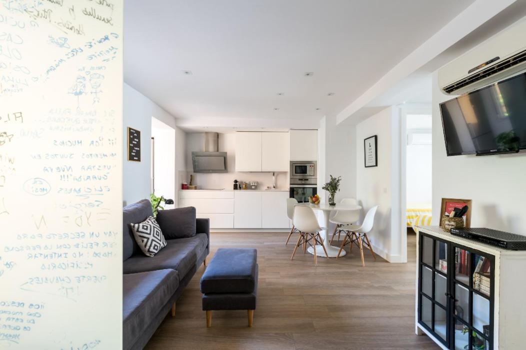 Apartamento Moderno En Triana 2 Dormitorios Y Aire Acondicionado Sevilla Dış mekan fotoğraf