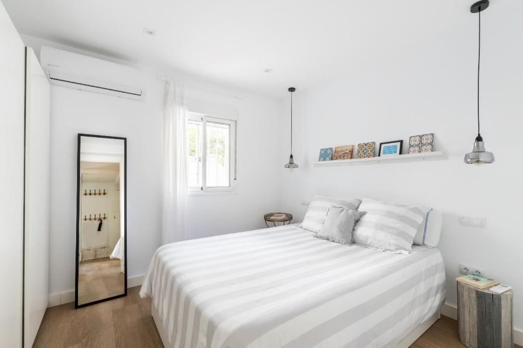 Apartamento Moderno En Triana 2 Dormitorios Y Aire Acondicionado Sevilla Dış mekan fotoğraf